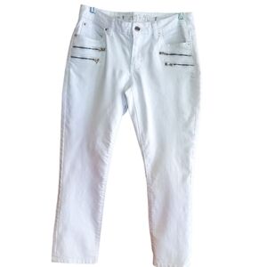 Jennifer Lopez White Capri Jeans with Zipper Accents Size 4